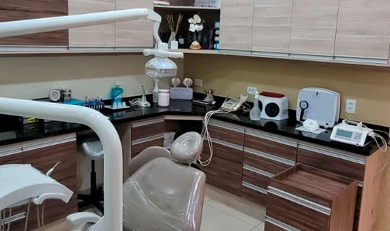 Consultório odontológico equipado